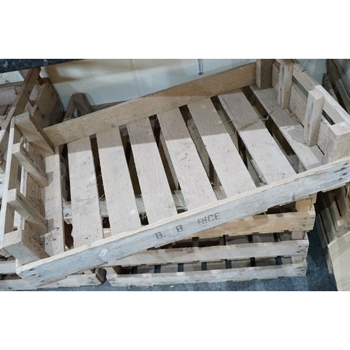 513 - Ten wooden apple / fruit crates, some stamped to sides, measure approx 76cm long x 46cm deep x 16cm ... 