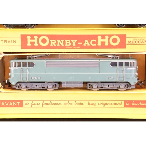 48 - Boxed Hornby Acho Suburban electric train set containing SNCF BB 16009 locomotive with 2 x dark oliv... 