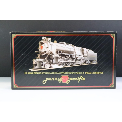 49 - Boxed Spectrum from Bachmann 84001 Penny Pacific K4 Pennsylvannia Multistripe K4 #5404 locomotive