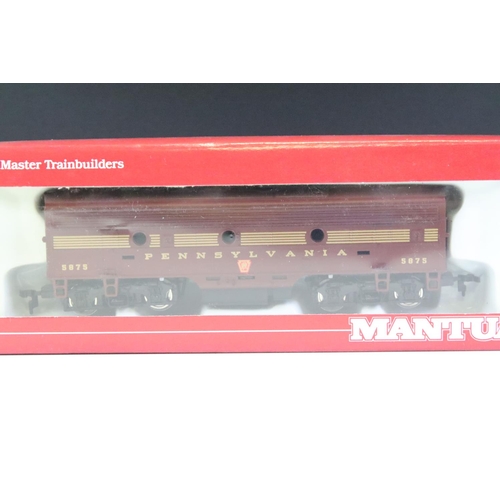 54 - Three boxed Mantua HO gauge locomotives to include No 357-520 PRR 4-4-2 Atlantic w/tender, 369-020 P... 