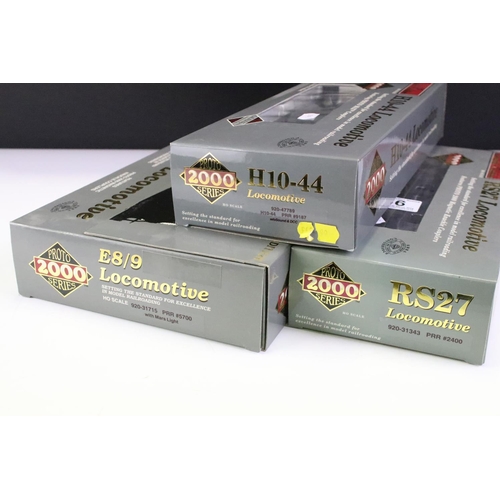 56 - Three boxed ltd edn Proto Series 2000 HO gauge locomotives to include E8/9 920-31715 PRR #5700 with ... 