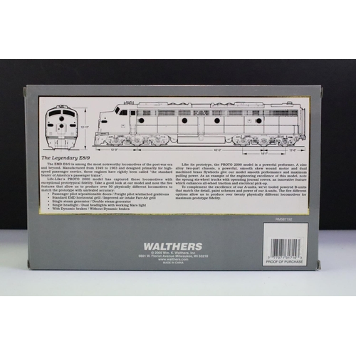 56 - Three boxed ltd edn Proto Series 2000 HO gauge locomotives to include E8/9 920-31715 PRR #5700 with ... 