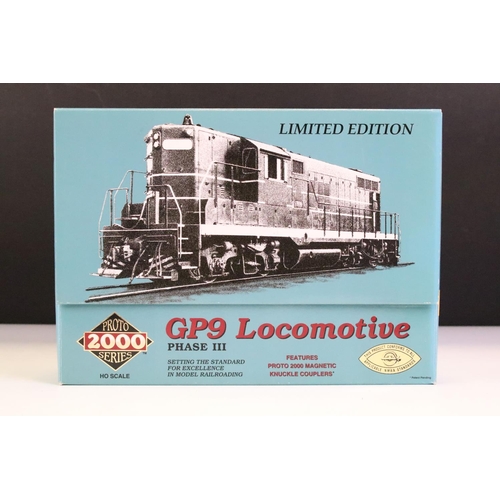 57 - Five boxed Proto Series 2000 HO gauge locomotives to include 23618 GP9 II PPR 7020, 21666 PA Locomot... 