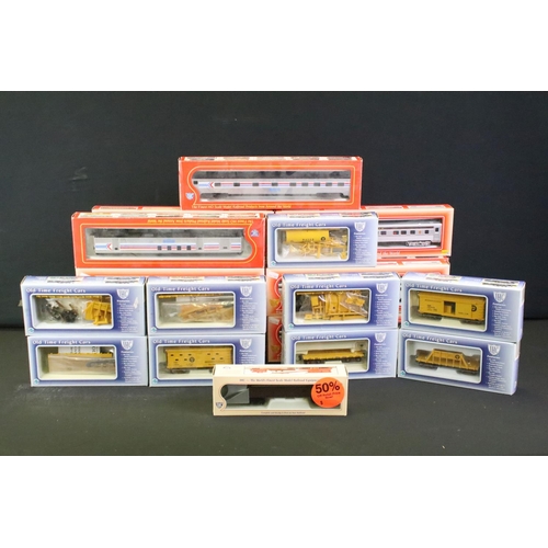 75 - 22 Boxed IHC HO gauge items of rolling stock to include 8 x Old Time Freights, Crane Car w/boom Tend... 