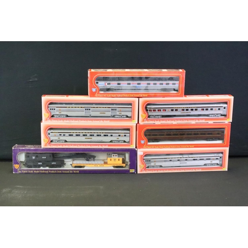 75 - 22 Boxed IHC HO gauge items of rolling stock to include 8 x Old Time Freights, Crane Car w/boom Tend... 