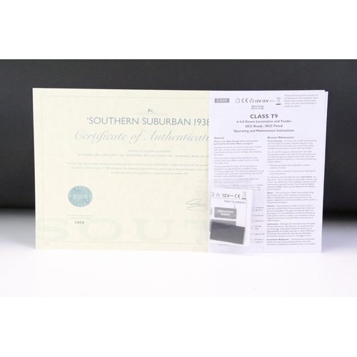 9 - Boxed ltd edn Hornby R2813 Southern Suburban 1938 Train Pack, complete with certificate