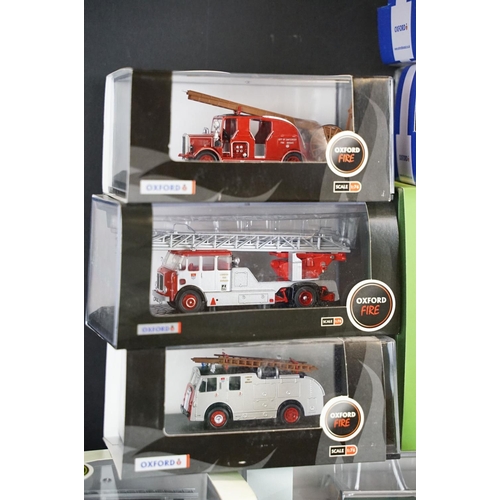 1006 - 27 Boxed / Cased 1/76 scale Oxford Diecast models to include Oxford Haulage, Oxford Omnibus, Oxford ... 