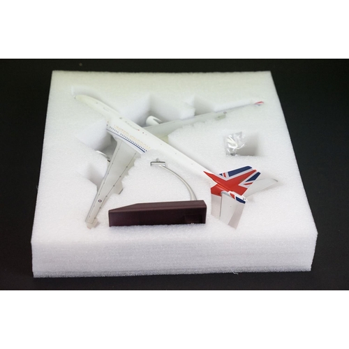 1027 - Collection of five boxed diecast model planes to include 2 x Hobbymaster 1/48 scale models featuring... 