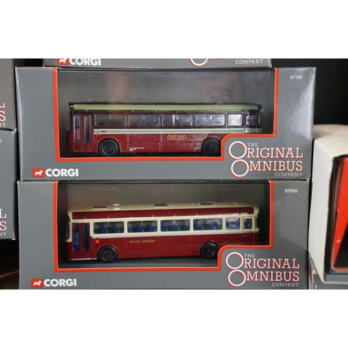 1032 - 39 Boxed / Cased Corgi original Omnibus diecast model buses, diecast ex, boxes / cases ex