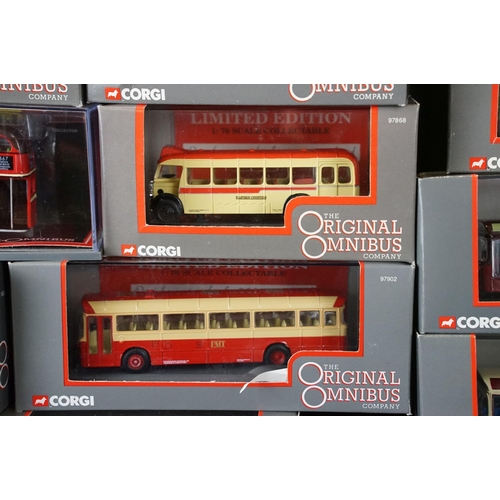 1032 - 39 Boxed / Cased Corgi original Omnibus diecast model buses, diecast ex, boxes / cases ex