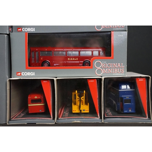 1032 - 39 Boxed / Cased Corgi original Omnibus diecast model buses, diecast ex, boxes / cases ex