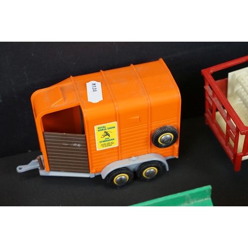 1044 - Collection of around 26 Britains farming related diecast models to include Hay Baler, Volvo BM in re... 