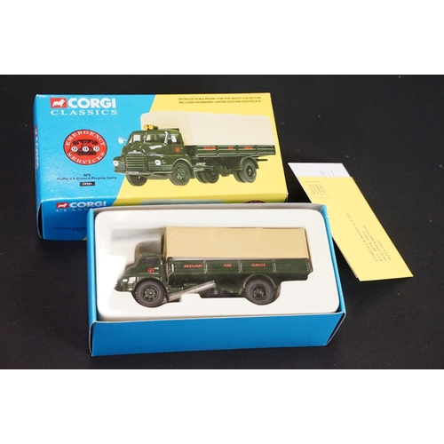 1056 - Collection of 26 Corgi boxed / cased diecast models to include 10 x Original Omnibus diecast model b... 