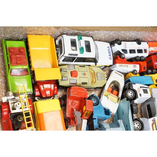 1067 - Collection of over 150 play worn diecast models to include Dinky, Corgi, Matchbox, Tonka, etc (3 box... 