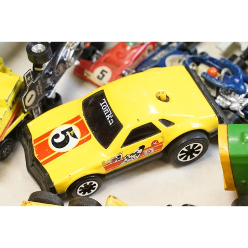 1067 - Collection of over 150 play worn diecast models to include Dinky, Corgi, Matchbox, Tonka, etc (3 box... 