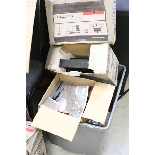 190 - Large quantity of model railway accessories to include O / OO / Dublo gauges featuring G scale track... 