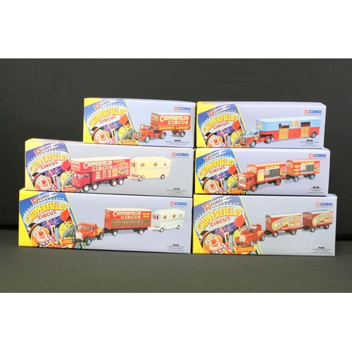 1068 - Collection of 12 boxed Corgi Chipperfield Circus diecast models to include 97886, 97896, 96905, 9788... 