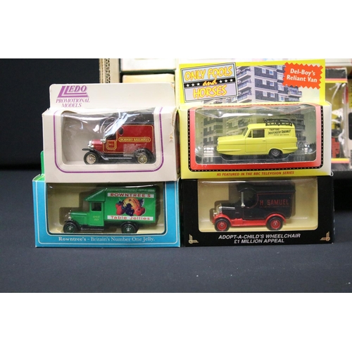 1088 - Collection of over 120 Boxed diecast models featuring mainly Oxford Diecast & Lledo Days Gone (2 box... 