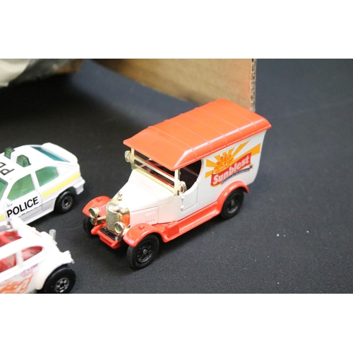 1091 - 100 Boxed diecast models to include Autocraft, Welly, Heller, Matchbox, Automax, Majorette, etc, alo... 