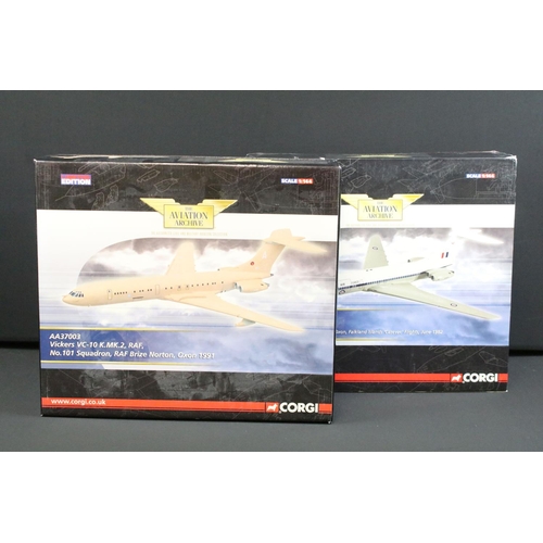 1110 - Two boxed 1/144 scale ltd edn Corgi Aviation Archive diecast models to include AA37001 Vickers VC-10... 