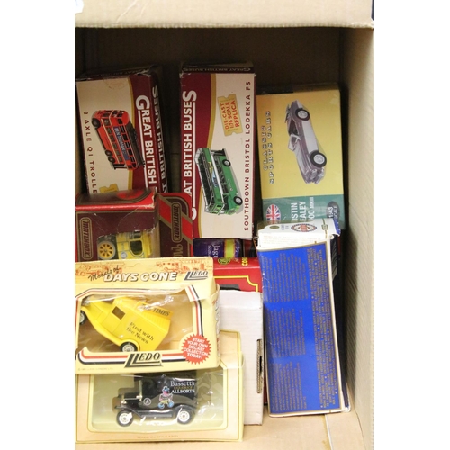 1169 - 33 Boxed diecast models to include Corgi Cameo Collection, Matchbox Dinky, Lledo Promotors, Atlas Ed... 