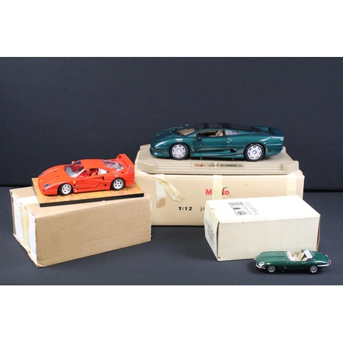 1184 - Three boxed diecast models to include Franklin Mint 1961 Jaguar E-Type in green and polystyrene box,... 