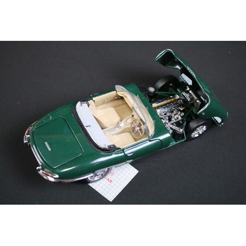 1184 - Three boxed diecast models to include Franklin Mint 1961 Jaguar E-Type in green and polystyrene box,... 