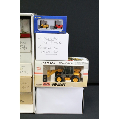 1186 - Collection of 40 diecast models to include mainly boxed examples featuring Joal Compact JCB 525-58, ... 