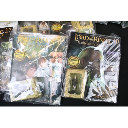 1413 - 11 Sealed Eaglemoss Lord Of The Rings Collectors Models along with 12 x boxed Eaglemoss Collectors C... 