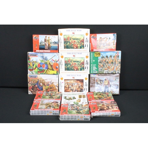 1414 - 13 Boxed plastic model figures to include 7 x Airfix WWII (British Paratroopers, Gurkhas, 2 x Austra... 