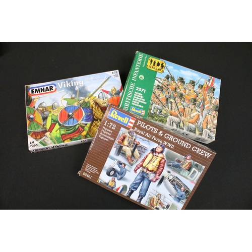 1414 - 13 Boxed plastic model figures to include 7 x Airfix WWII (British Paratroopers, Gurkhas, 2 x Austra... 