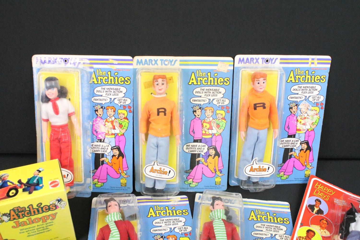 Five carded Marx The Archies figures to include 2 x Archie, 2 x Jughead ...