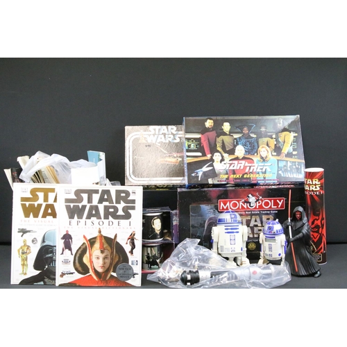 307 - Collection of Star Wars / Star Trek collectibles, board games & figures to include boxed Star Trek T... 