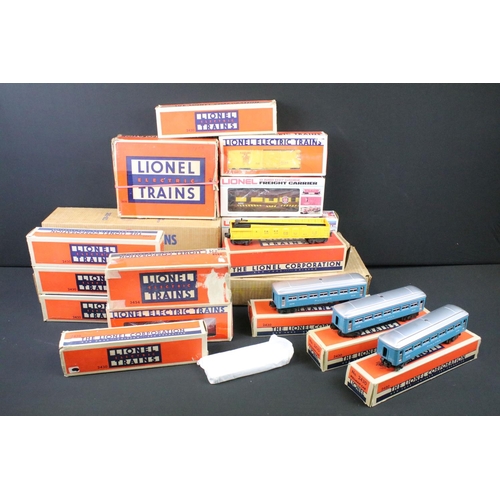 109 - 16 Boxed Lionel O gauge items of rolling stock to include No 456 Coal Ramp Set with Special Hopper C... 