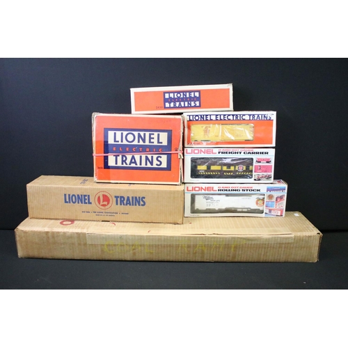 109 - 16 Boxed Lionel O gauge items of rolling stock to include No 456 Coal Ramp Set with Special Hopper C... 