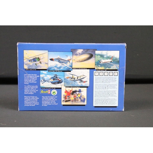 261 - Collection of four boxed plastic model kits to include 1/24 scale Tamiya 24183 Castrol Mugen Accord,... 