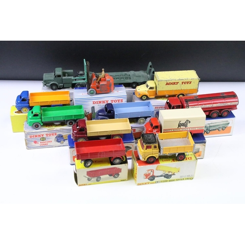 Ten boxed Dinky diecast models to include 401 Coventry Climax Fork Lift