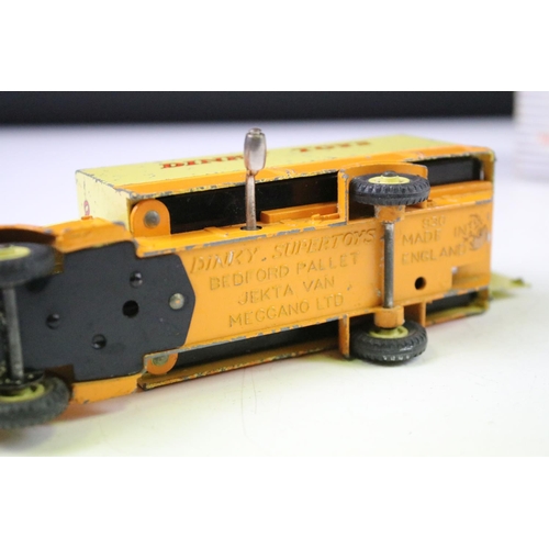 Ten boxed Dinky diecast models to include 401 Coventry Climax Fork Lift