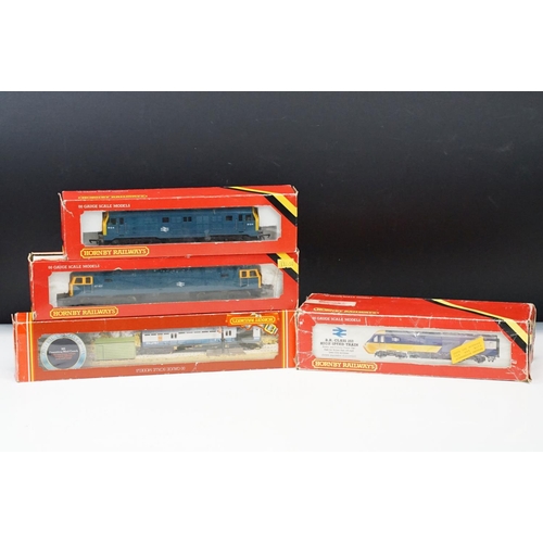 105 - Three boxed Hornby OO gauge locomotives / engines to include R084 BR Class 29 Diesel Blue, R075 BR C... 
