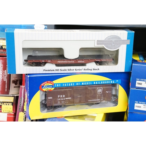 113 - 31 Boxed HO gauge items of rolling stock to include 17 x Mantua, 7 x Bachmann and 7 x Athern example... 