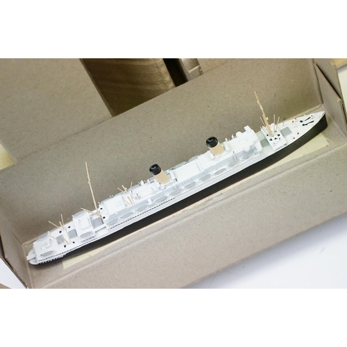 1139 - Collection of 25 boxed 1/1250 scale Albatros-Modell diecast model ships to include Brittanic, Alcant... 