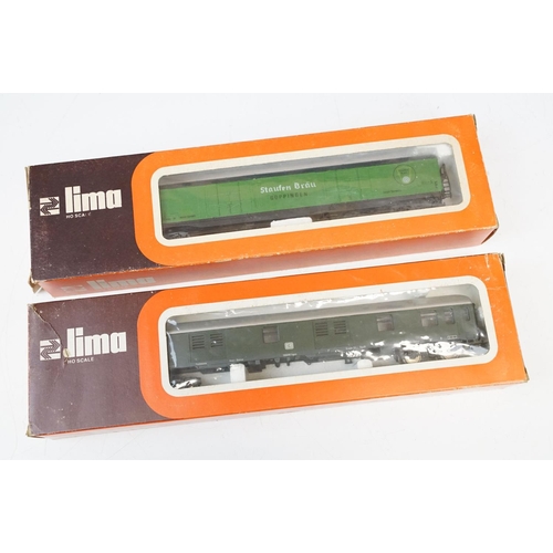 114 - Boxed Lima OO gauge DB 218-218-6 locomotive plus 7 x boxed Lima items of rolling stock, tatty boxes ... 