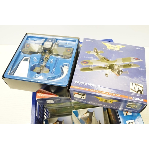 1152 - Collection of 14 boxed / cased diecast model planes to include 9 x Corgi Aviation Archive models fea... 