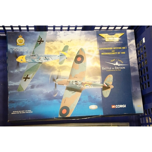 1152 - Collection of 14 boxed / cased diecast model planes to include 9 x Corgi Aviation Archive models fea... 