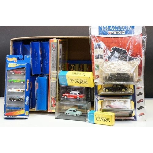 1156 - Collection of 23 boxed / cased diecast models to include Hot Wheels 30 Years Anniversary, Atlas Edit... 