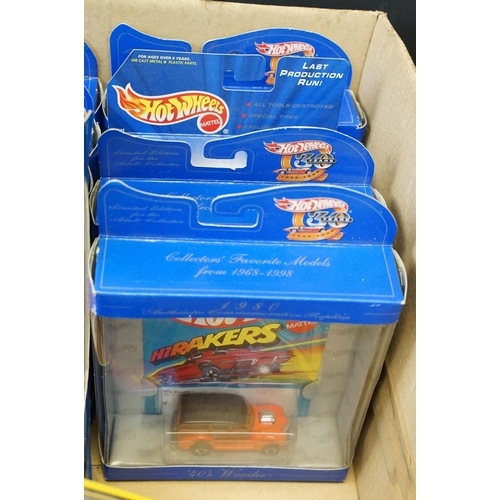 1156 - Collection of 23 boxed / cased diecast models to include Hot Wheels 30 Years Anniversary, Atlas Edit... 