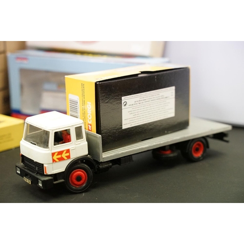 1200 - Collection of various diecast models to include Corgi Juniors, Britains, Matchbox Lesney, Corgi, Mat... 