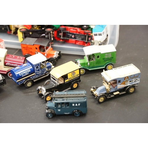 1201 - Collection of around 90 diecast models to include examples from mainly Lledo, diecast vg overall