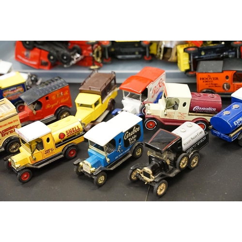 1201 - Collection of around 90 diecast models to include examples from mainly Lledo, diecast vg overall