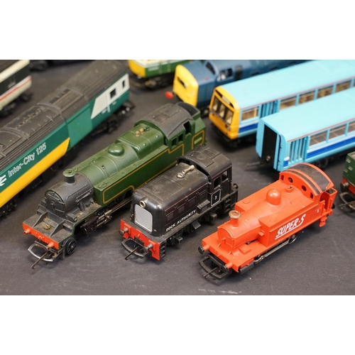 177 - 10 OO gauge locomotives & engines to include Lima Royal Scot Grey, Hornby 4-6-0 LNER, Hornby L6360 e... 